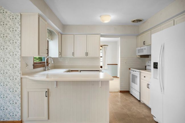 5711 Pheasant Hill Road, House other with 5 bedrooms, 3 bathrooms and null parking in MONONA WI | Image 14