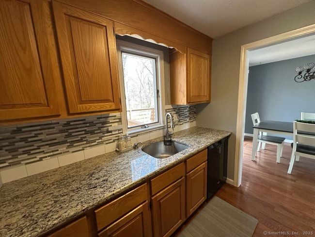 33 Waterview Dr, Condo with 2 bedrooms, 2 bathrooms and null parking in Windsor CT | Image 5