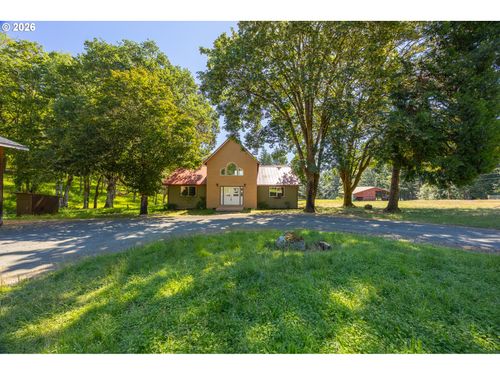 401 Decosta Ln, Oakland, OR, 97462-9759 | Card Image