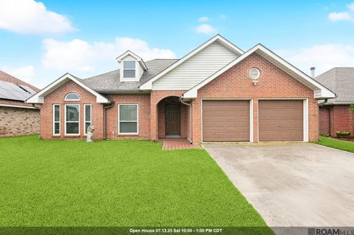 195 Moonraker Dr, Slidell, LA, 70458-5522 | Card Image