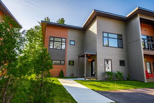 4-28 Bowman Ln, Wilmington, NY, 12997 | Card Image