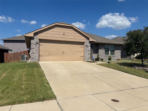 2006 Yale St, Farmersville, TX, 75442-5223 | Card Image