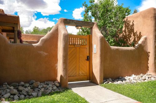 juniper-10-226 Kit Carson Rd, Taos, NM, 87571 | Card Image
