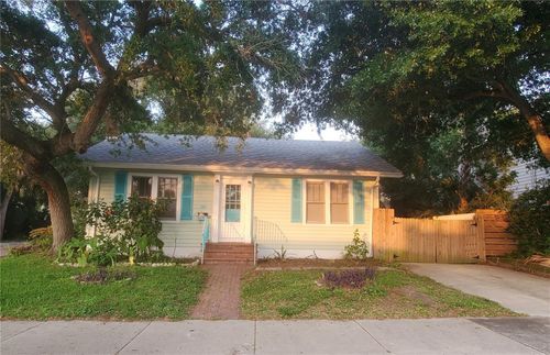 410 Oleander Ave, Daytona Beach, FL, 32118-4034 | Card Image