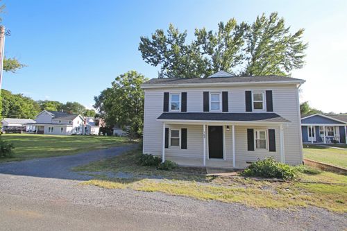 169 W Lee St, NEW MARKET, VA, 22844-9657 | Card Image
