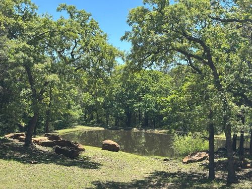 1619 Bloomfield Rd, Valley View, TX, 76272-8070 | Card Image