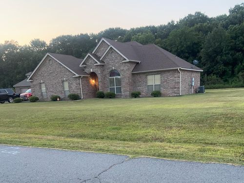 365 Mound View Dr, England, AR, 72046-9620 | Card Image