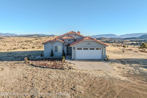 124 Mountain Haven Trl, Capitan, NM, 88316-5016 | Card Image