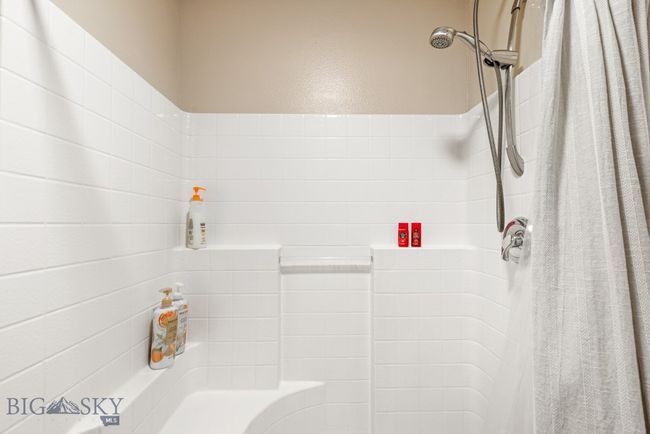192 Candlelight Meadow Dr, Condo with 3 bedrooms, 3 bathrooms and null parking in Big Sky MT | Image 33