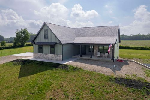 63397 Mulberry Rd, South Bend, IN, 46614-9463 | Card Image