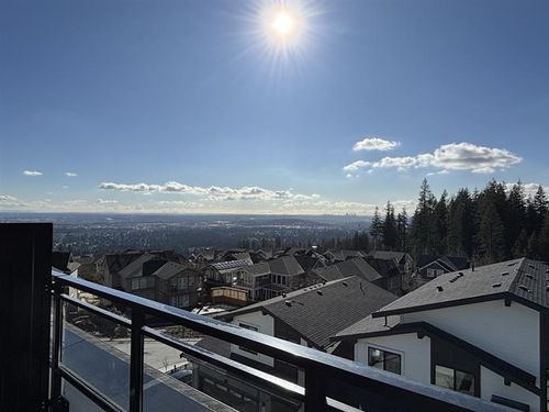 131-3535 Highland Dr, Coquitlam, BC, V3E0L8 | Card Image