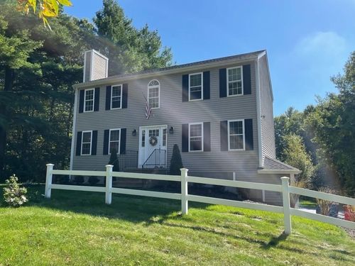 60 Pine St, Middleboro, MA, 02346-3707 | Card Image