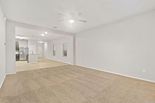 5526 Daniel Way, Saint Hedwig, TX, 78152-0409 | Card Image