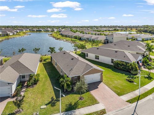18524 Cronin Sand Ln, NORTH FORT MYERS, FL, 33917-3895 | Card Image