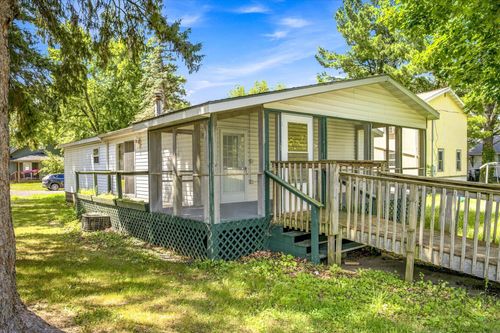 7466 Cedar St W, Webster, WI, 54893-8312 | Card Image