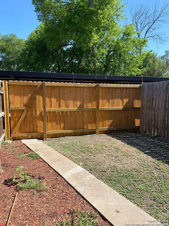 APT-5 - 230 E Wright Blvd, Home with 2 bedrooms, 2 bathrooms and null parking in Universal City TX | Image 8