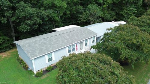 2606 Tritt Ln, Yadkinville, NC, 27055-5450 | Card Image