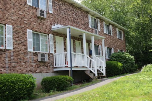 unit-11-58 Craftwood Rd, Waterbury, CT, 06704-2436 | Card Image