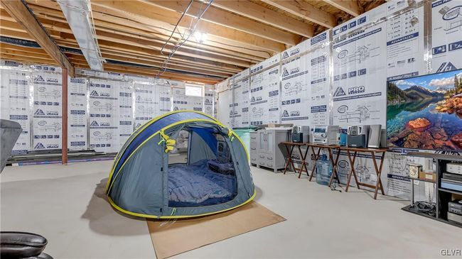 Basement | Image 61