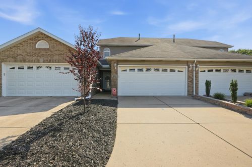 2246 Sandcastle Dr, Dyer, IN, 46311 | Card Image