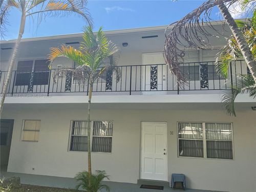 apt-10-510 Se 9th St, Fort Lauderdale, FL, 33316-1149 | Card Image
