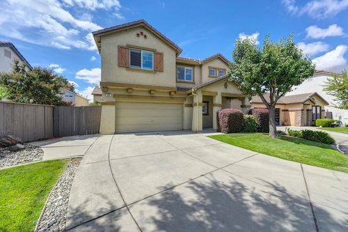 132 Eagles Roost Ct, Roseville, CA, 95747-4616 | Card Image