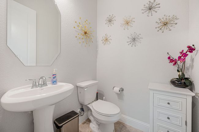 Half bathroom downstairs | Image 20