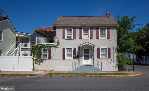 apt-4-326 E Liberty St, CHARLES TOWN, WV, 25414-1804 | Card Image