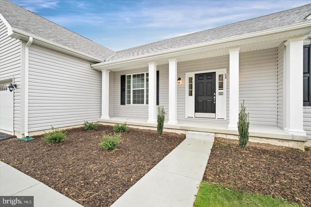 Residential in SMYRNA 3