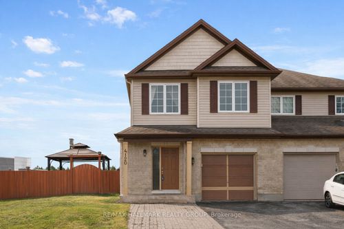 4120 Kelly Farm Drive, Blossom Park - Airport and Area, ON, K1T4J2 | Card Image