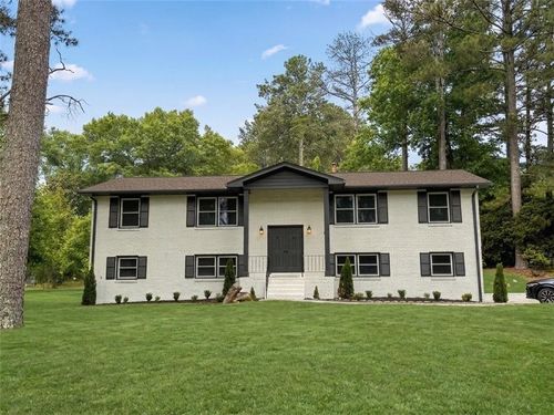 2230 Rolling Acres Dr Sw, Conyers, GA, 30094-6138 | Card Image