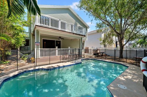 506 Oceanview Ave, Palm Harbor, FL, 34683-1838 | Card Image