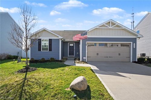 2682 Himelrigh Boulevard, Barberton, OH, 44203 | Card Image
