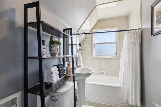 17 Hanns Ave, House other with 4 bedrooms, 2 bathrooms and 4 parking in Vallejo CA | Image 48
