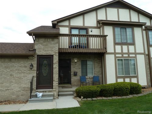 6-958 Country Club Dr, Saint Clair Shores, MI, 48082-2933 | Card Image