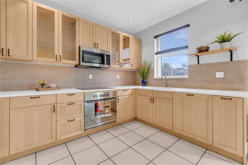 apt-401-5400 Nw 107th Ave, Doral, FL, 33178-4911 | Card Image