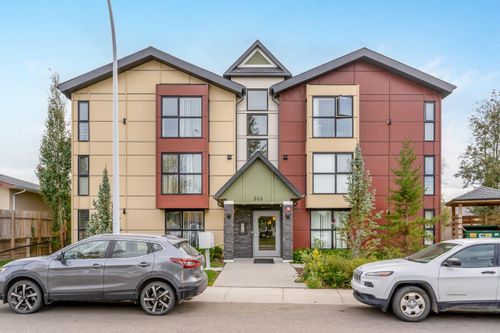 303 Waddy Lane, Strathmore, AB, T1P1A4 | Card Image