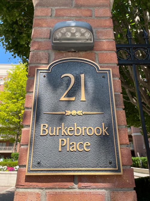 413-21 Burkebrook Pl, East York, ON, M4G0A2 | Card Image