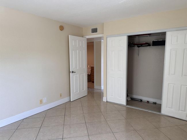 433 Saxony J, Condo with 2 bedrooms, 2 bathrooms and null parking in Delray Beach FL | Image 22