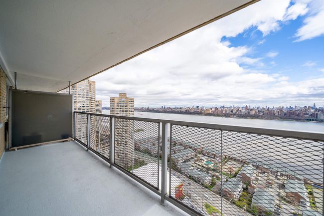 APT-23C - 6600 Kennedy Blvd E, Home with 1 bedrooms, 1 bathrooms and null parking in West New York NJ | Image 16
