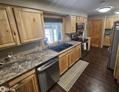 1430 200th St, Schleswig, IA, 51461-7527 | Card Image