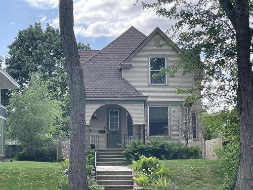 840 Lincoln Boulevard, Manitowoc, WI, 54220 | Card Image