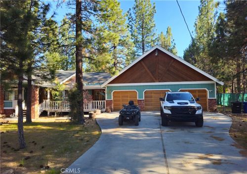 2474 Oak Ln, Big Bear City, CA, 92314-9811 | Card Image