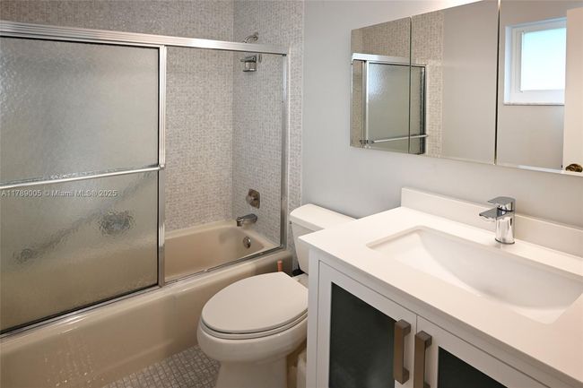 V-16 - 1130 Cypress Dr, Home with 3 bedrooms, 3 bathrooms and null parking in Pompano Beach FL | Image 24