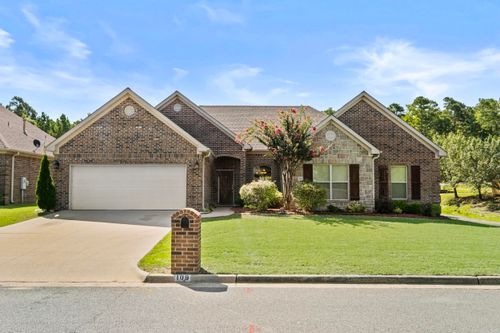 109 Summit Dr, Maumelle, AR, 72113-5940 | Card Image