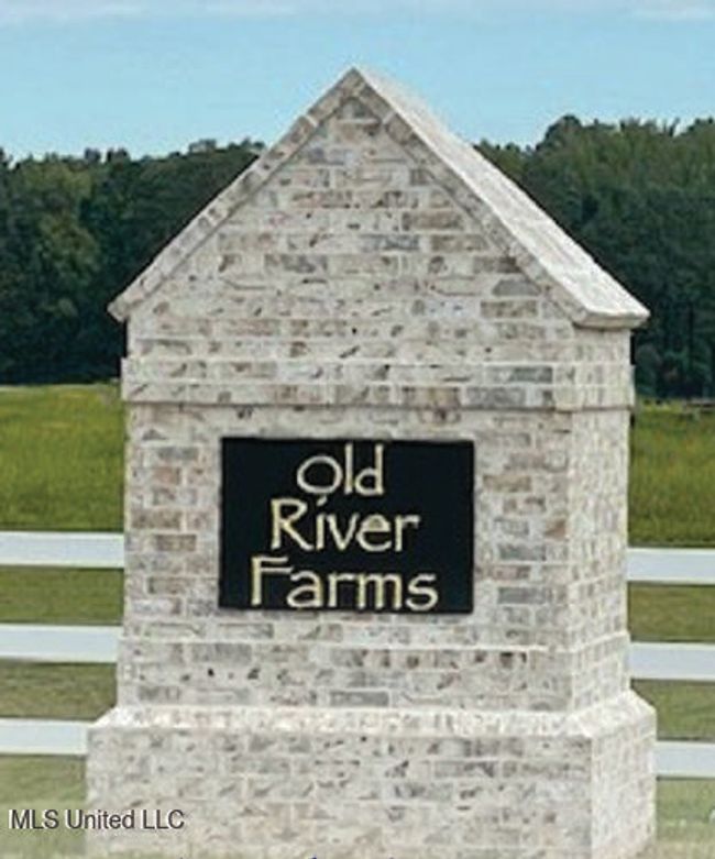 Day Entrance | Image 25