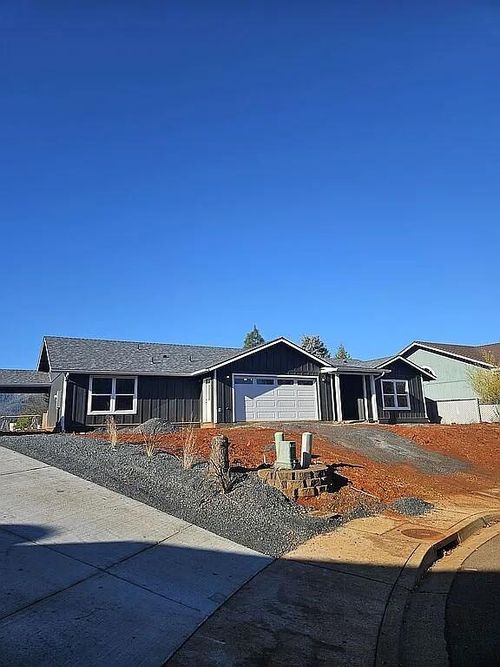 1-282 Gamay Drive, Cave Junction, OR, 97523 | Card Image