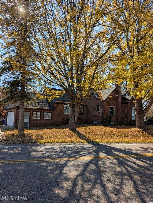 2112 Summit Rd, Kent, OH, 44240-7138 | Card Image