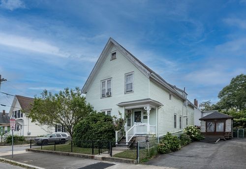 255 Dartmouth St, New Bedford, MA, 02740-3104 | Card Image