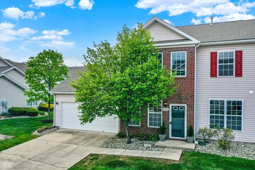 9713 Springcress Dr, Noblesville, IN, 46060-4394 | Card Image